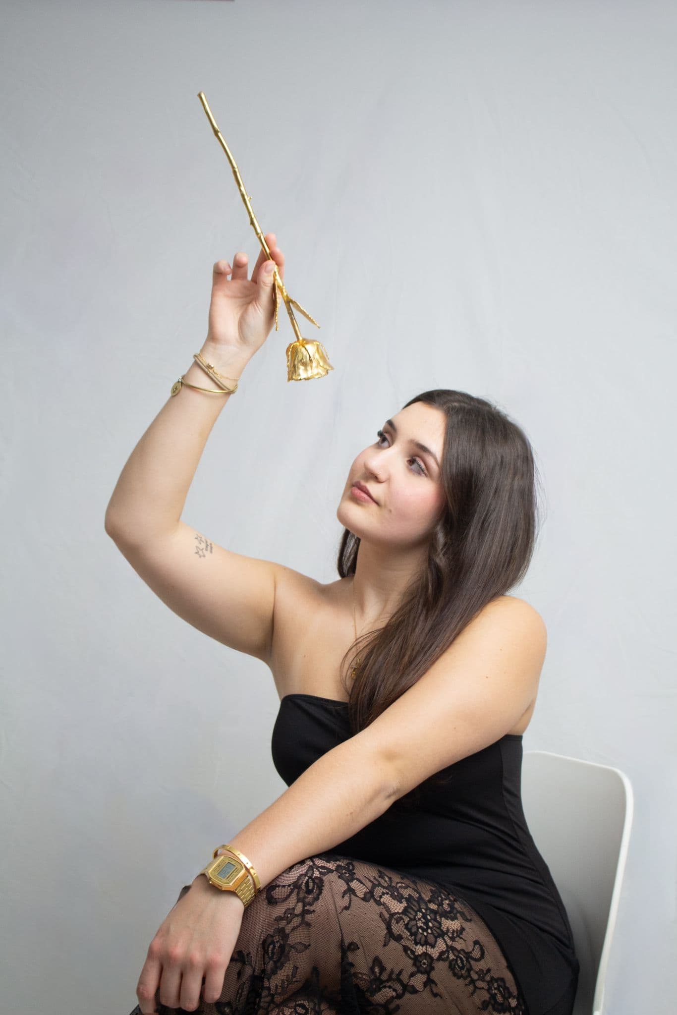 Portrait artistique rose dorée — photographe Auch